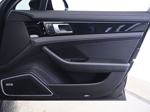 Certified 2021 Porsche Panamera 4 image 20