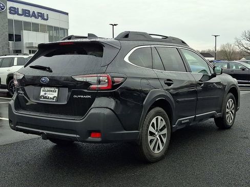 Used 2025 Subaru Outback Premium w/ Popular Package #1A image 7