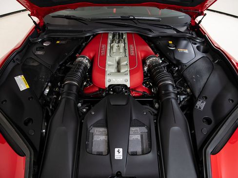 Certified 2018 Ferrari 812 Superfast RWD image 29