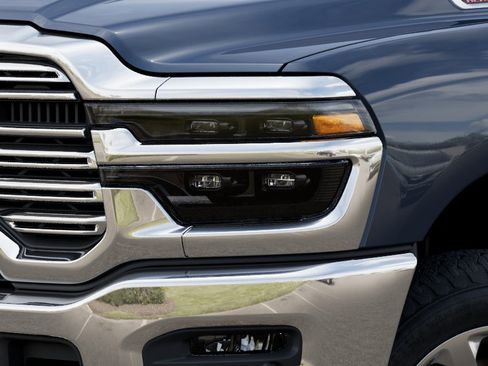 New 2026 RAM 2500 Laramie AWD/4WD image 58