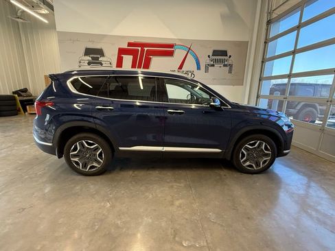 Used 2021 Hyundai Santa Fe Limited image 2