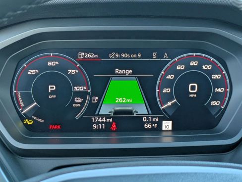 Used 2025 Audi Q4 e-tron Premium w/ Convenience Package AWD/4WD image 12