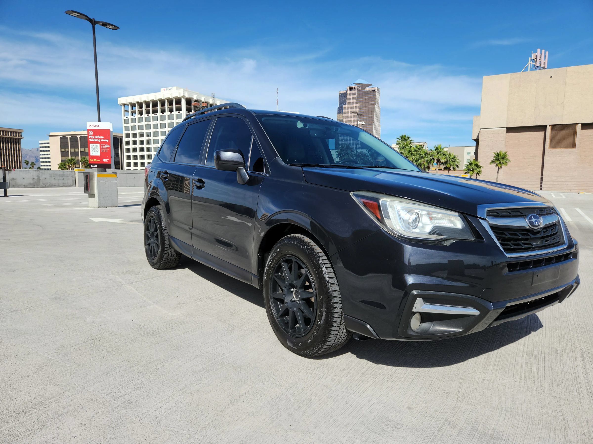 Used 2018 Subaru Forester 2.5i Limited AWD/4WD image 2