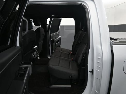 Used 2025 Ford F150 XLT w/ Equipment Group 302A MID image 31