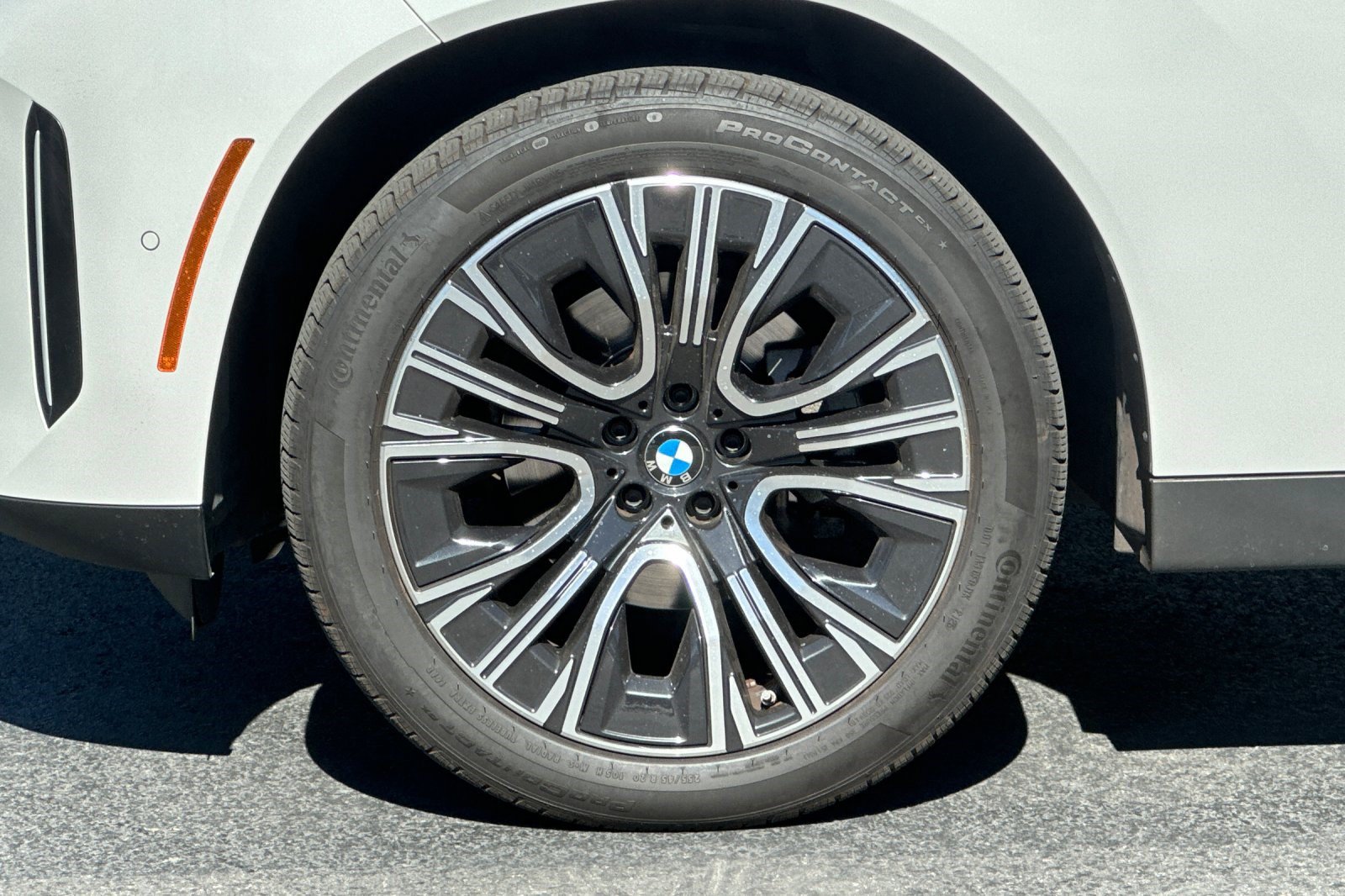 Used 2025 BMW X3 xDrive30i w/ Premium Package AWD/4WD image 37