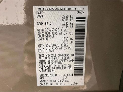 Certified 2024 Nissan Pathfinder Platinum image 30