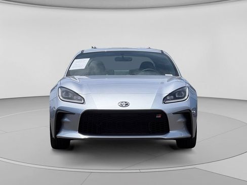Used 2024 Toyota GR86 Premium RWD image 29