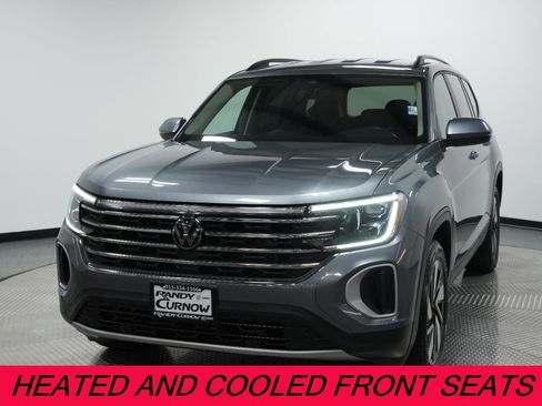 Used 2024 Volkswagen Atlas SE image 3