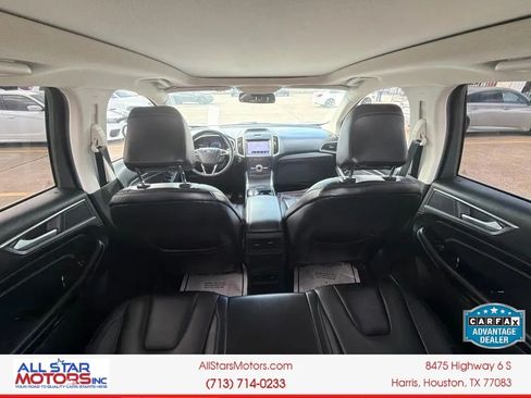 Used 2020 Ford Edge Titanium w/ Equipment Group 301A FWD image 17