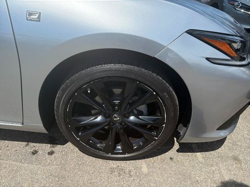 Used 2023 Lexus ES 350 F Sport FWD image 4
