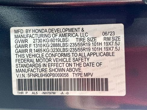 Used 2023 Honda Odyssey Elite image 34