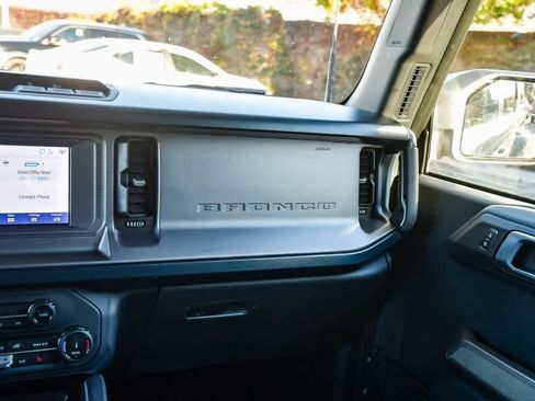 Used 2022 Ford Bronco Outer Banks image 16