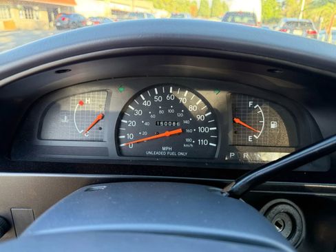 Used 1999 Toyota Tacoma 2WD Regular Cab image 17