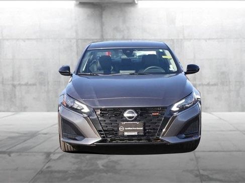 Used 2025 Nissan Altima 2.5 SR image 4