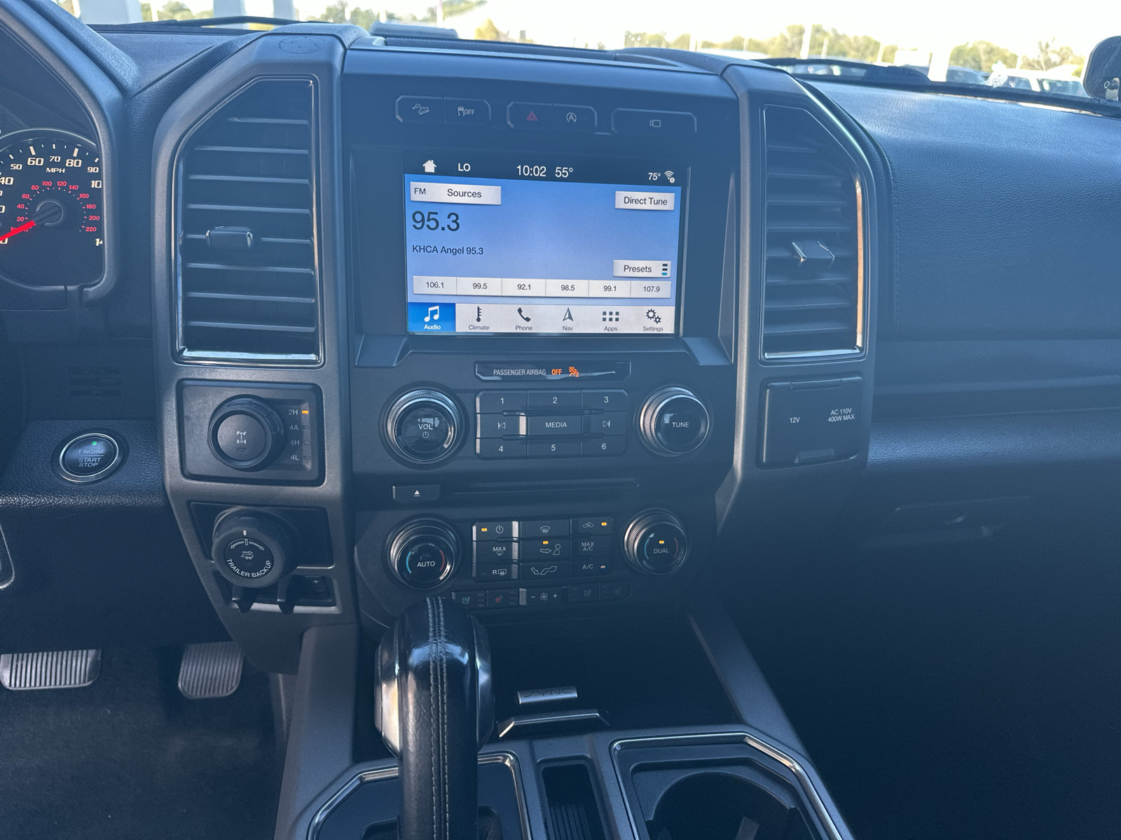 Used 2017 Ford F150 Raptor w/ Equipment Group 802A Luxury AWD/4WD image 5