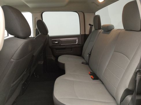 Used 2022 RAM 1500 Classic SLT RWD image 18
