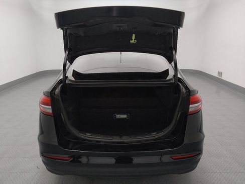 Used 2020 Ford Fusion Energi Titanium image 29