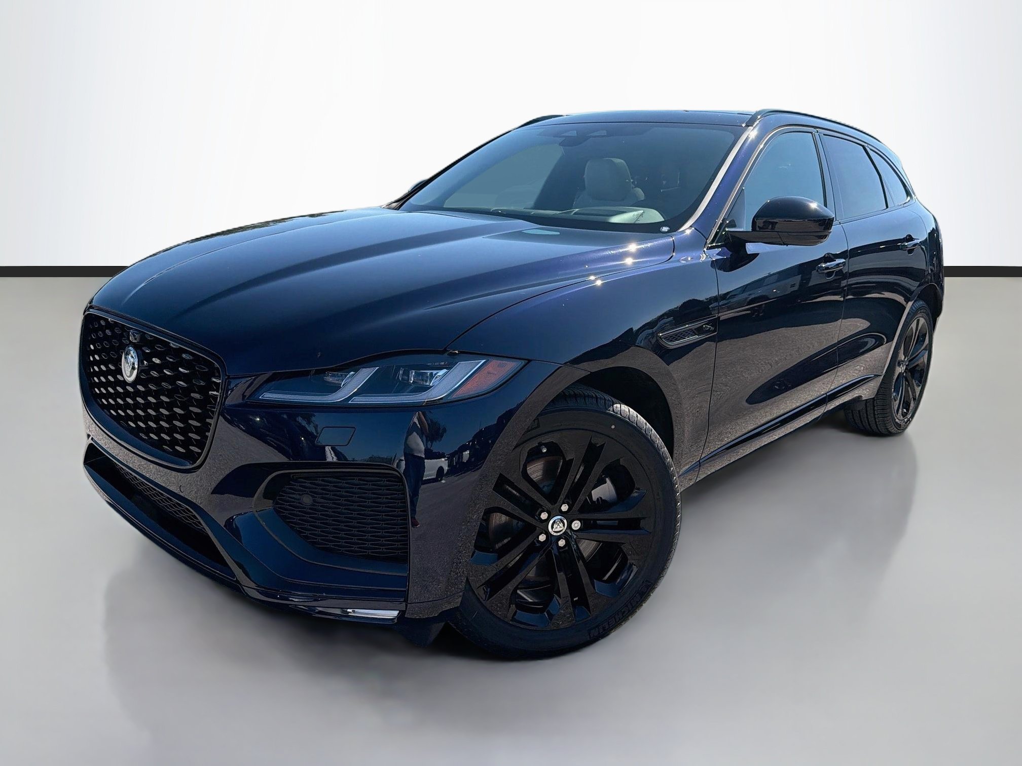 New 2026 Jaguar F-PACE R-Dynamic S AWD/4WD image 1