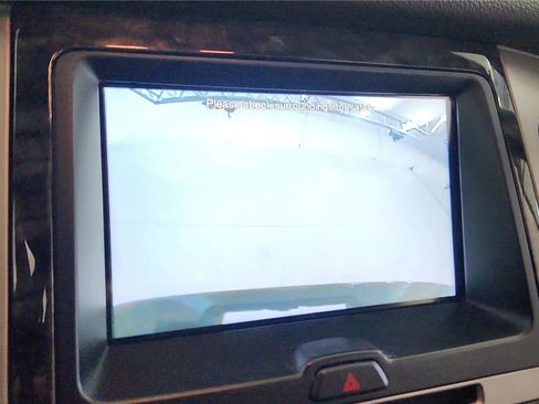 Used 2015 Ford Expedition Limited w/ Equipment Group 301A AWD/4WD image 30