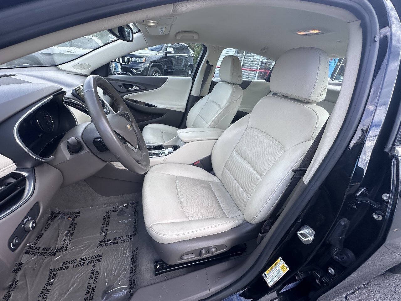 Used 2024 Chevrolet Malibu LT FWD image 10
