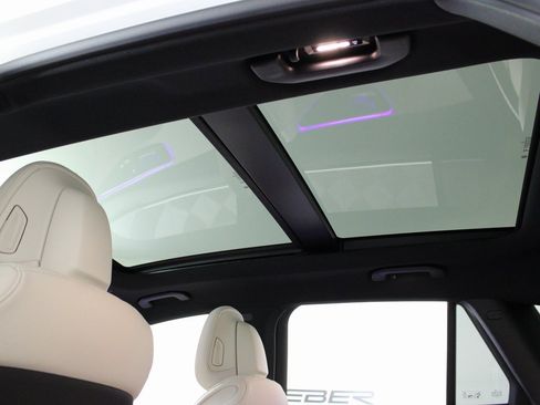 Certified 2025 Mercedes-Benz GLC 300 4MATIC image 14