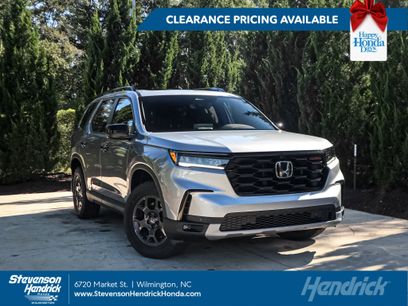 New 2025 Honda Pilot TrailSport