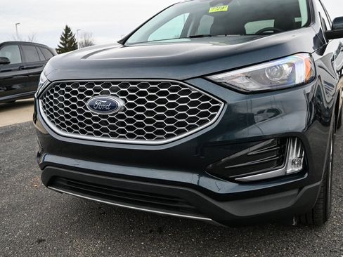 Certified 2024 Ford Edge SEL w/ Convenience Package image 11