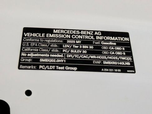 Certified 2025 Mercedes-Benz GLC 300 image 27