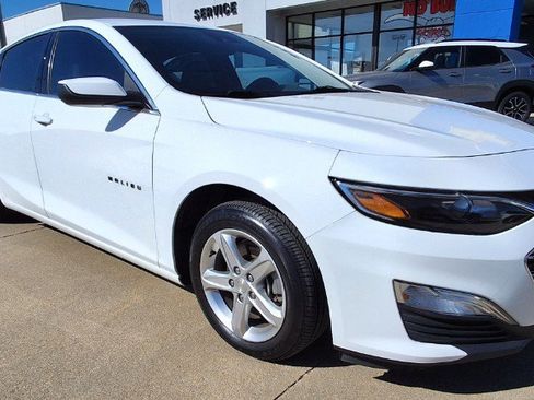Used 2020 Chevrolet Malibu LS w/ Driver Confidence Package II FWD image 2