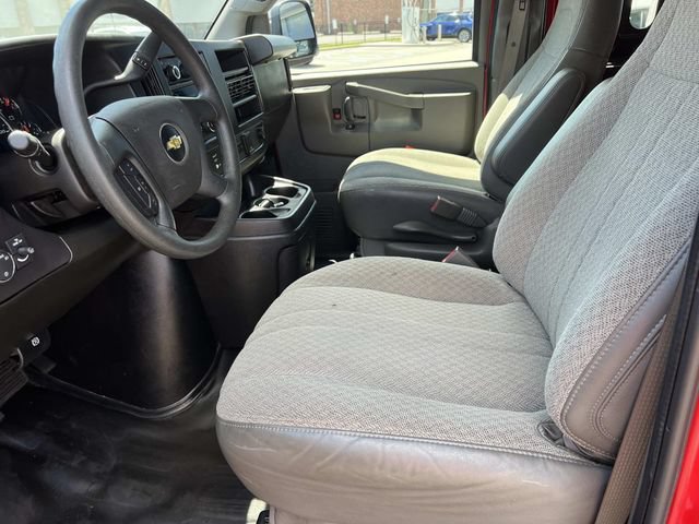 Used 2024 Chevrolet Express 2500 w/ Driver Convenience Package RWD image 18
