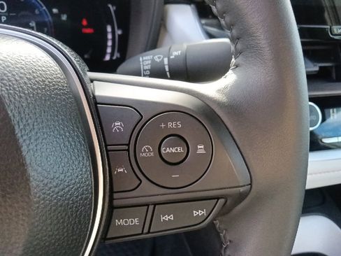 Used 2025 Toyota Corolla FX image 19