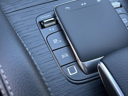 New 2026 Mercedes-Benz GLS 450 4MATIC image 41