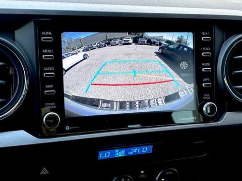 Used 2022 Toyota Tacoma TRD Off-Road w/ Technology Package RWD image 20