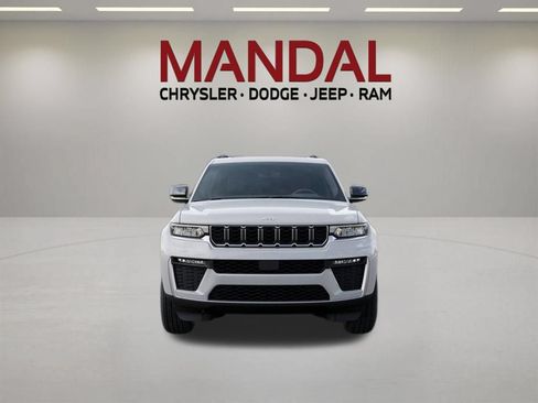 New 2026 Jeep Grand Cherokee Limited RWD image 6