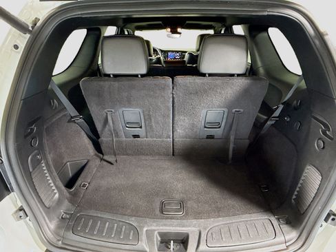 Used 2023 Dodge Durango GT image 35