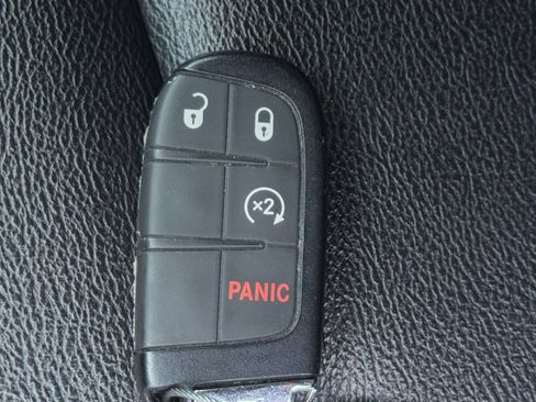 Used 2025 Jeep Compass Limited AWD/4WD image 21