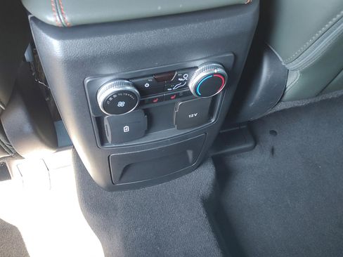 Used 2022 Ford Explorer Timberline AWD/4WD image 13