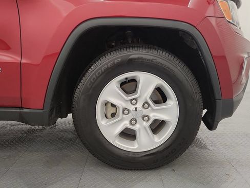 Used 2014 Jeep Grand Cherokee Laredo AWD/4WD image 19