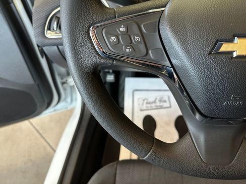Used 2019 Chevrolet Cruze LS w/ LS Convenience Package FWD image 11