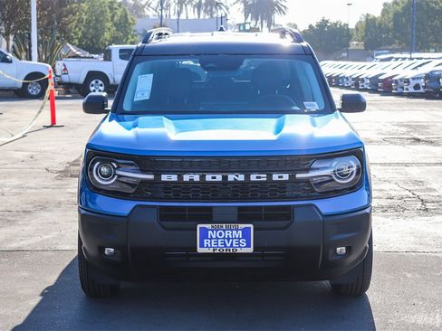 Used 2025 Ford Bronco Sport Outer Banks image 2