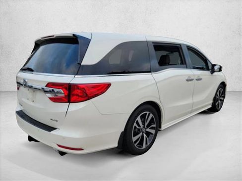 Used 2019 Honda Odyssey Elite image 5