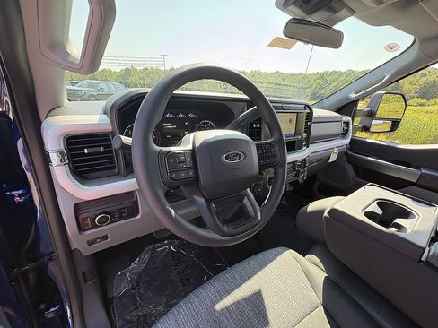 New 2026 Ford F350 XLT w/ 360-Degree Camera Package AWD/4WD image 25
