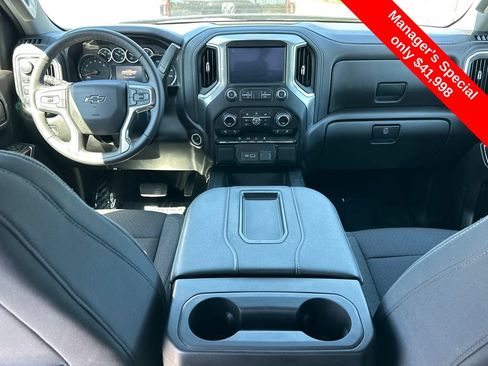 Used 2022 Chevrolet Silverado 1500 RST AWD/4WD image 16