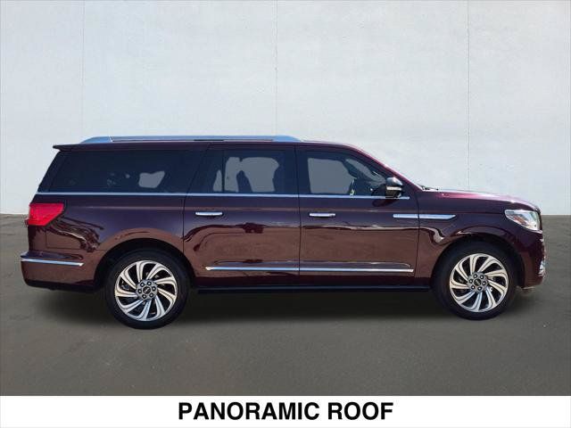 Used 2019 Lincoln Navigator L Reserve AWD/4WD image 4