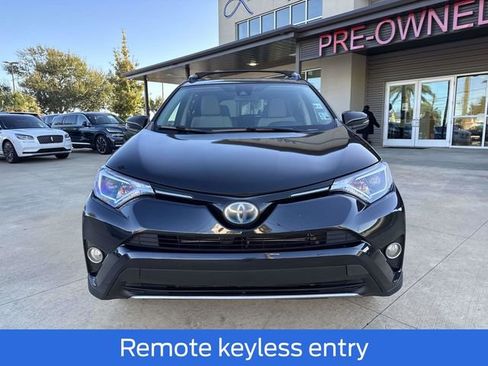 Used 2017 Toyota RAV4 XLE image 3