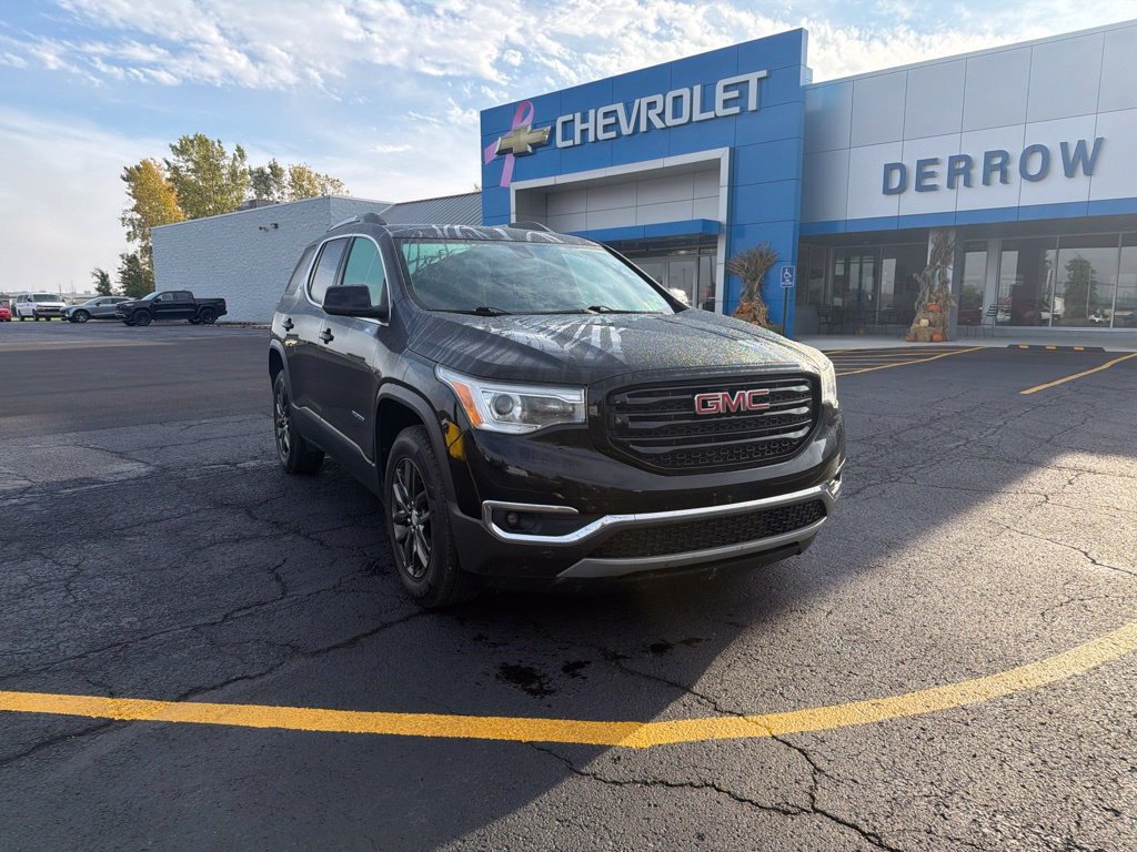 Used 2019 GMC Acadia SLT w/ LPO, Black Accent Package FWD image 2