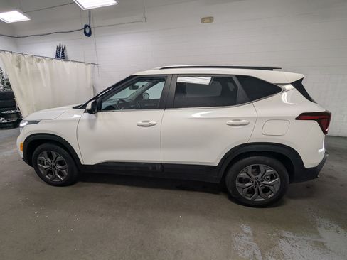 Used 2024 Kia Seltos S AWD/4WD image 10