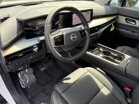 New 2026 Nissan Murano Platinum w/ Technology Package AWD/4WD image 14
