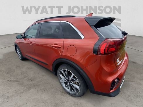 Used 2020 Kia Niro FWD image 6
