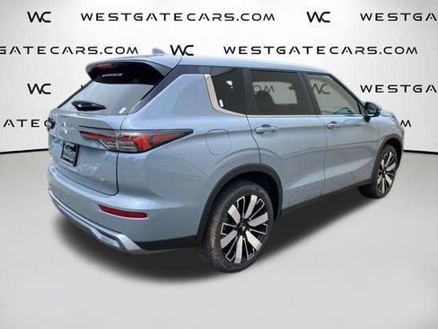 New 2026 Mitsubishi Outlander LE FWD image 25